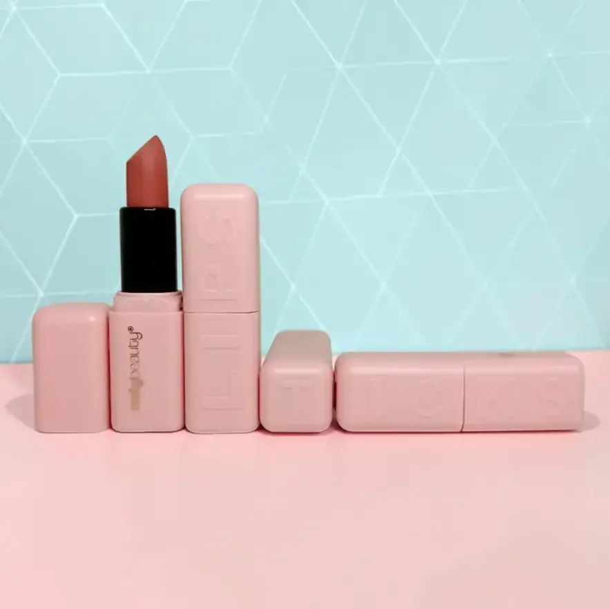 Labial Mate Mely