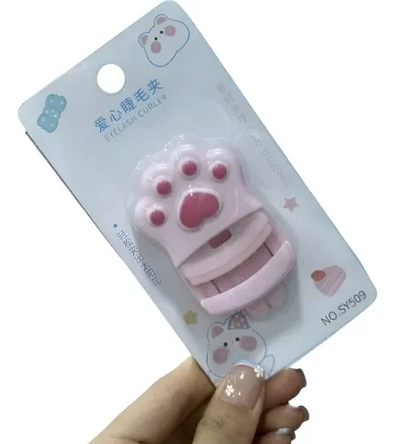 EYELASH CURLER